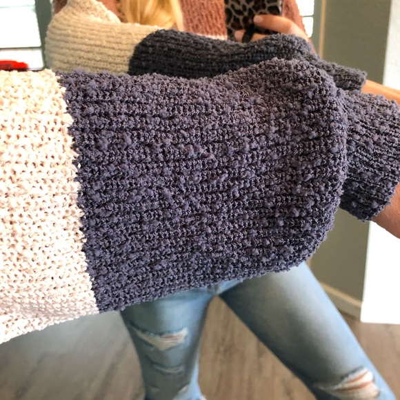 🚫 SOLD OUT | Winter Stripes - Picture 6 of 8